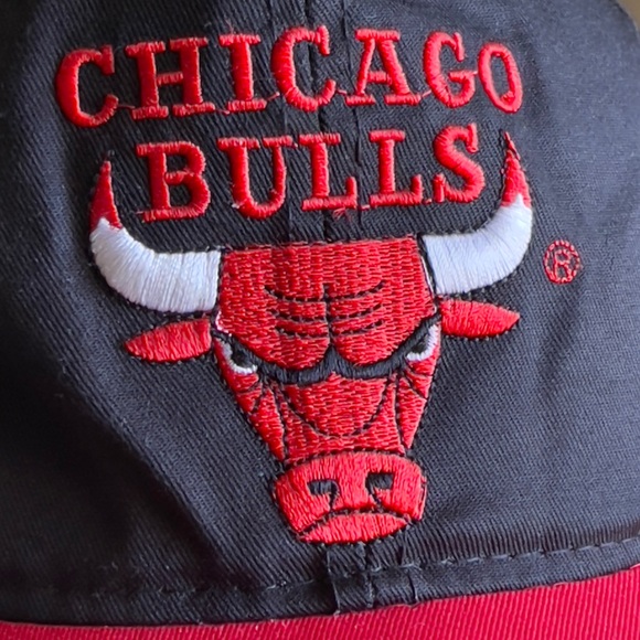 Vintage 90s Chicago Bulls Logo G Cap Snapback Hat NBA - Picture 11 of 11